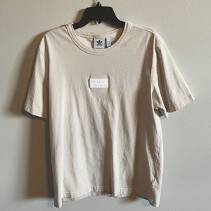 Men’s M Adidas Cream T-Shirt